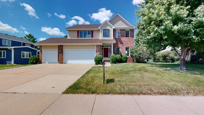 property at 2917 Bayberry Rd