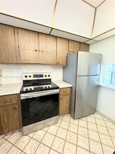 8435 Sunrise Lakes Blvd in Sunrise, FL - Building Photo - Building Photo