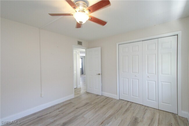 property at 2102 Alamanda Dr