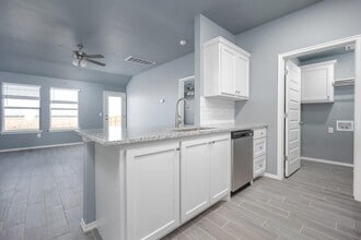 1222 Sierra Ln in Kingfisher, OK - Building Photo - Building Photo
