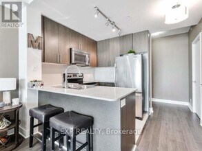 3985-3985 Grand Park Dr in Mississauga, ON - Building Photo - Building Photo