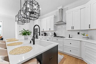 Room in House on Kings Lake Wy in Durham, NC - Building Photo - Building Photo