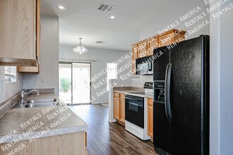 6275 S Kimberlee Way in Chandler, AZ - Building Photo - Building Photo