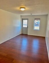 306 Merchant St, Unit # 1 in Fairmont, WV - Building Photo - Building Photo