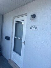 6026 Amberly Ct in Orlando, FL - Building Photo - Building Photo