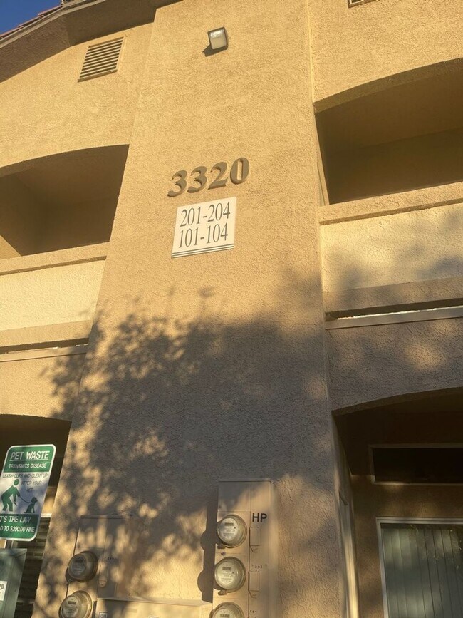 3320 Cactus Shadow St in Las Vegas, NV - Building Photo - Building Photo