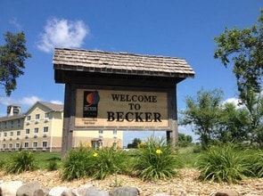 Park Ridge Apartments in Becker, MN - Building Photo - Building Photo