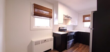 315 Dufferin Av in Belleville, ON - Building Photo - Building Photo