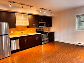 417-417 Vancouver St in Victoria, BC - Building Photo