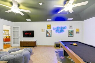 13303 Southwalk St, Unit SI ID1471722P in San Antonio, TX - Foto de edificio - Building Photo