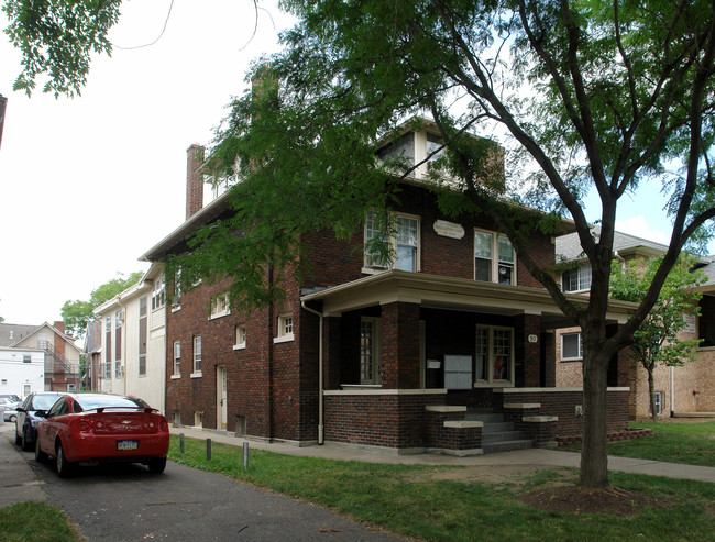 90 E 12th Ave in Columbus, OH - Building Photo - Building Photo