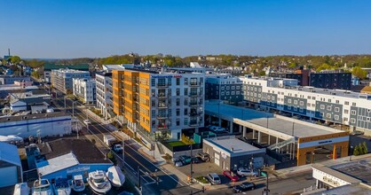 Harbourside SoNo in Norwalk, CT - Foto de edificio - Building Photo