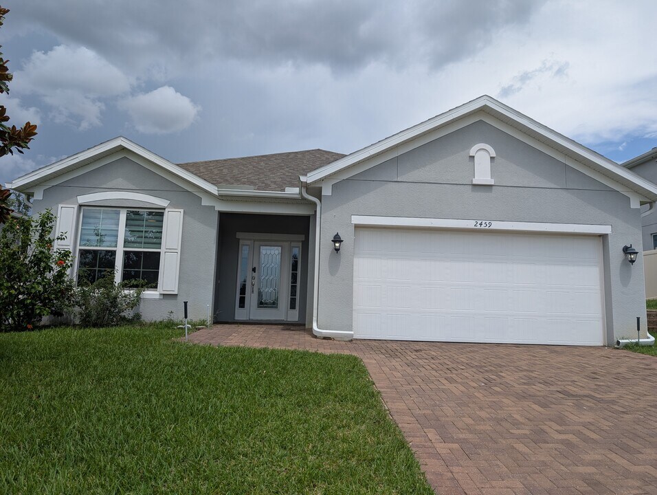 2459 Hastings Blvd in Clermont, FL - Building Photo