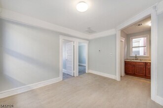 51 Maple St in Garfield, NJ - Building Photo - Building Photo