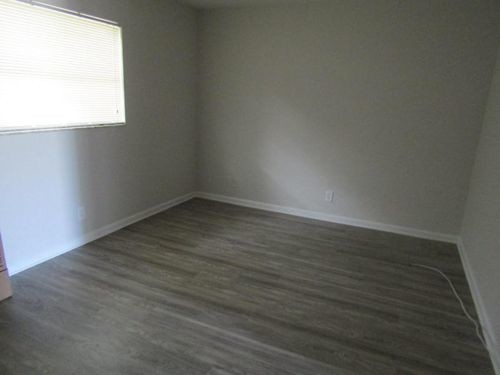 665 Glouchester St in Boca Raton, FL - Foto de edificio - Building Photo