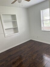 2124 S Beech Rd in West Palm Beach, FL - Building Photo - Building Photo