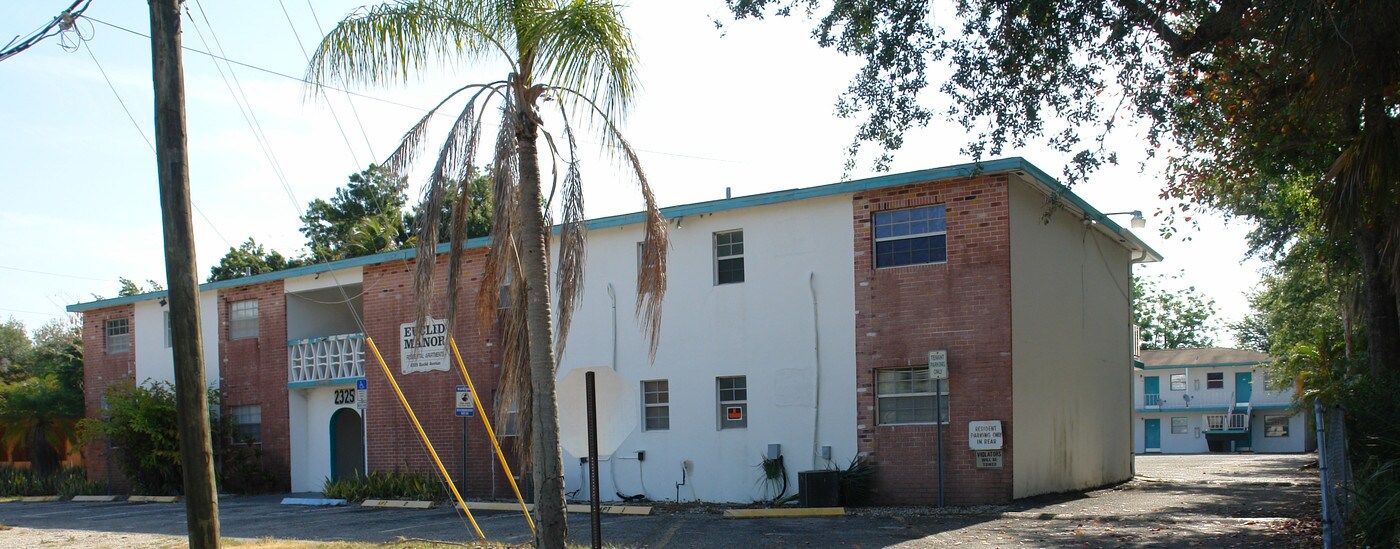 2325 Euclid Ave in Ft. Myers, FL - Building Photo