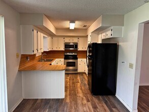 4705 Trinidad Dr in Wichita Falls, TX - Foto de edificio - Building Photo