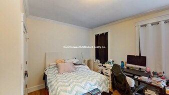 27 Glenville Ave, Unit 5 in Boston, MA - Building Photo