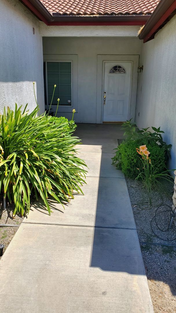11015 Claro De Luna Dr in Bakersfield, CA - Building Photo - Building Photo