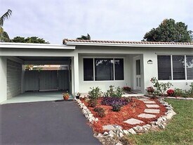 1575 NE 47th St in Oakland Park, FL - Building Photo
