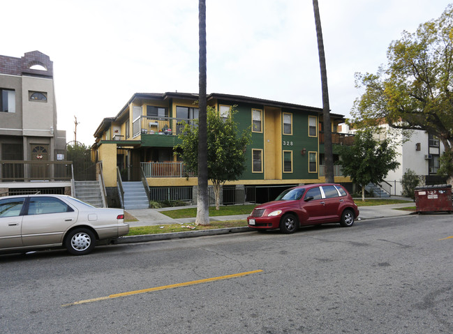 328 W Lomita Ave in Glendale, CA - Building Photo - Building Photo