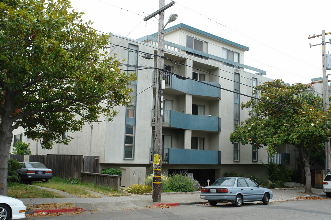 2330 Haste St in Berkeley, CA - Building Photo