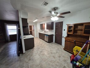 24312 Carlton Rd in Porter, TX - Building Photo - Building Photo