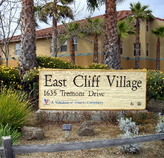 East Cliff Village in Santa Cruz, CA - Building Photo - Building Photo