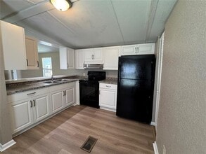 9604 NW 30th Ave in Ocala, FL - Building Photo - Building Photo