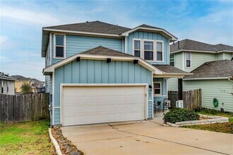 347 Triumph Rd in Buda, TX - Building Photo - Building Photo