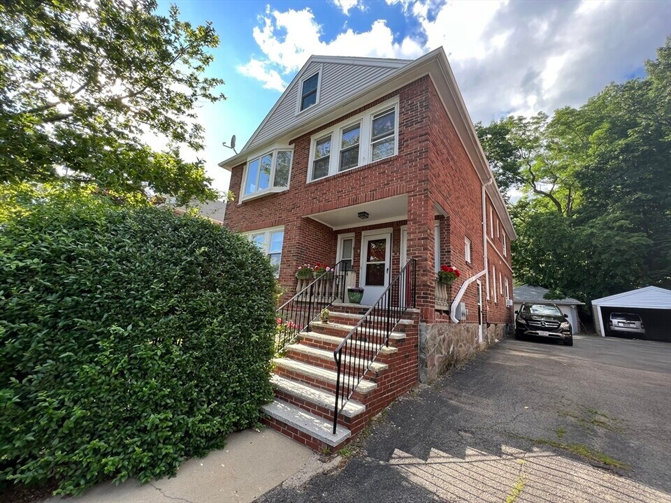 481 Washington St in Boston, MA - Building Photo