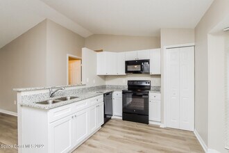 1790 Lantana Ct NW in Palm Bay, FL - Building Photo - Building Photo