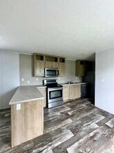 17 N Val Verde Rd in Edcouch, TX - Building Photo - Building Photo