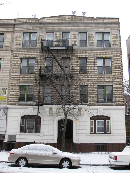 403 Macon St in Brooklyn, NY - Foto de edificio