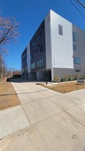 1612 Grigsby Ave in Dallas, TX - Building Photo - Building Photo