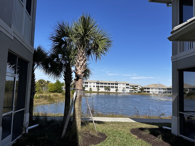 property at 257 Indies Dr E