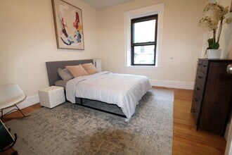 1269 Commonwealth Ave, Unit 5 in Boston, MA - Building Photo - Building Photo