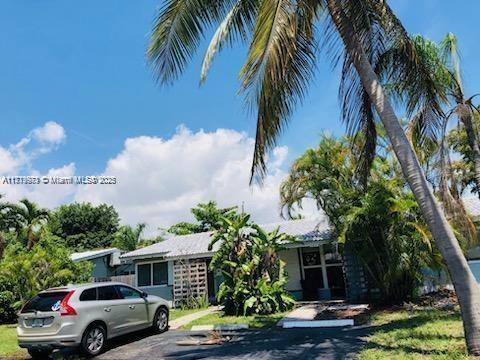 1413 NE 21st St in Wilton Manors, FL - Building Photo