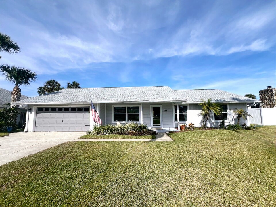 718 Tarry Town Trail in Port Orange, FL - Building Photo