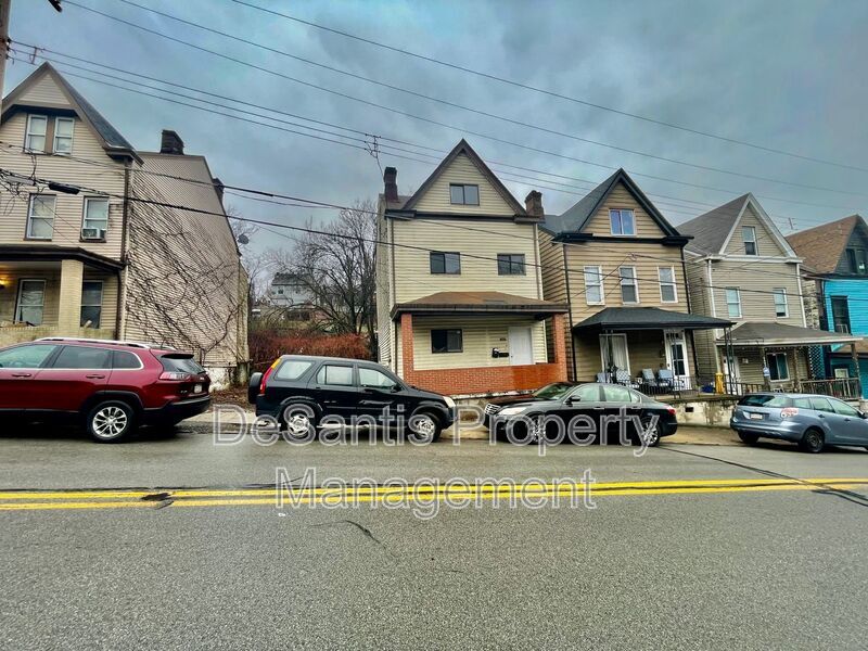 2903 Stayton St in Pittsburgh, PA - Foto de edificio