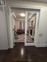 34 Straw Cutter Gate in Vaughan, ON - Building Photo - Building Photo