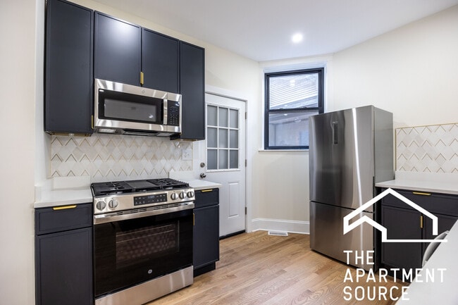 4638 N Hamilton Ave, Unit 1F in Chicago, IL - Building Photo - Building Photo