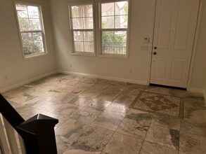 638 Lazaro Ln in Oxnard, CA - Building Photo - Building Photo