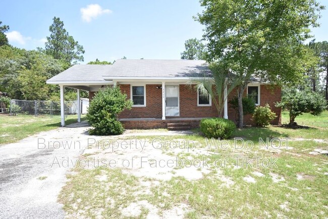 property at 3200 Teakwood Ct
