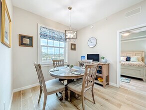 960 Cooper St, Unit 960 Cooper Unit 203 in Venice, FL - Building Photo - Building Photo