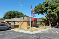 Lakeview Townhomes photo'