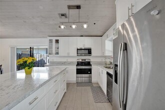 7471 NW 35th Ct in Lauderhill, FL - Building Photo - Building Photo