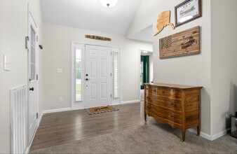 1036 Freedom Dr in Clarksville, TN - Building Photo - Building Photo