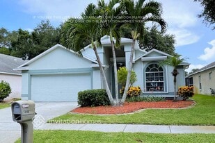 4906 Erin Ln in Melbourne, FL - Building Photo